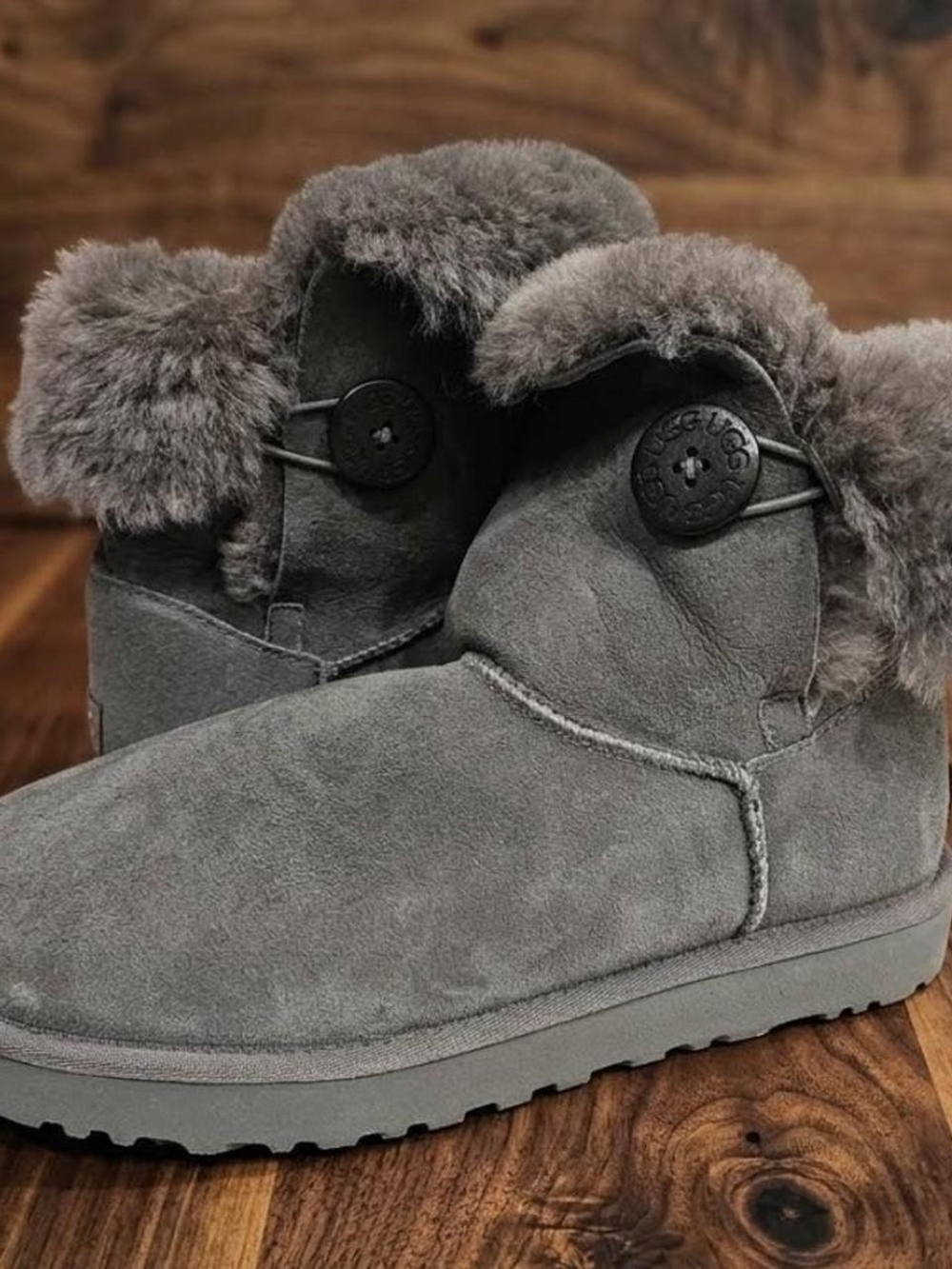 Authentic UGG Mini Bailey Button II Boots - Size 9